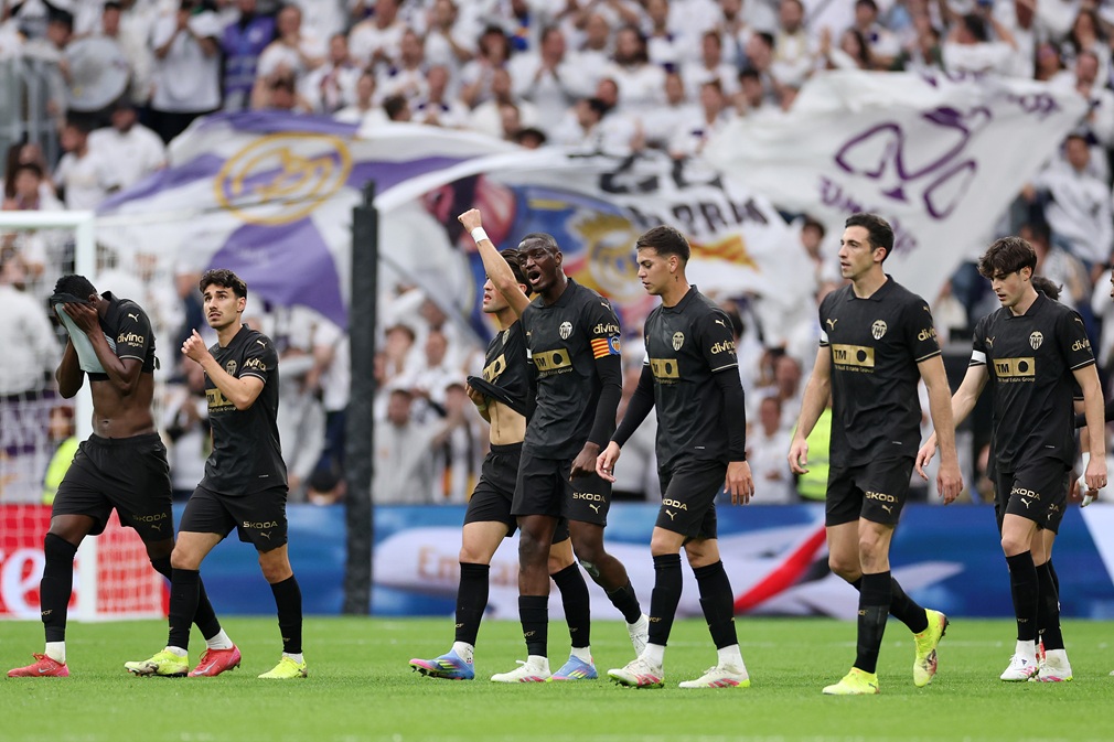 Valencia hizo historia en el Bernabéu y venció a Real Madrid tras 17 años