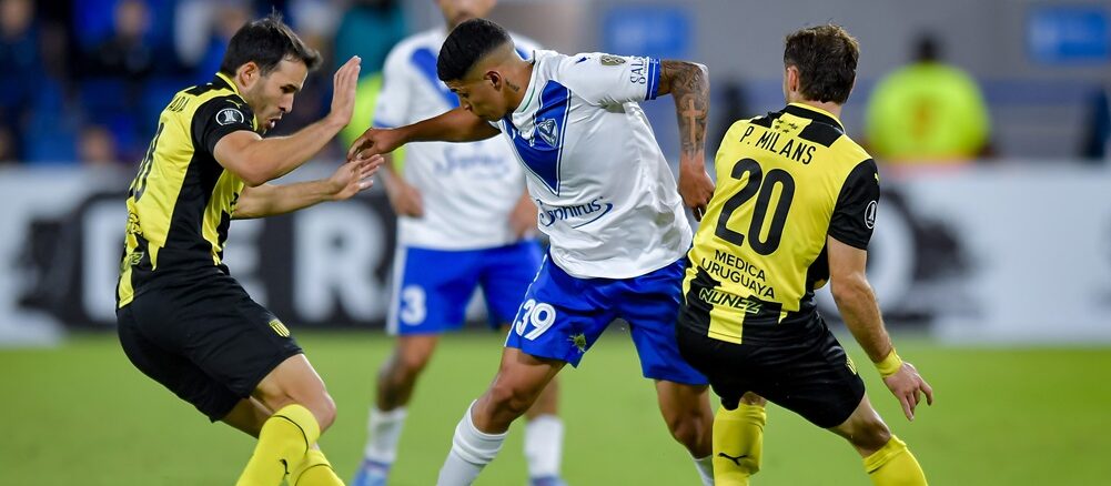 Velez v Peñarol - Copa CONMEBOL Libertadores 2025