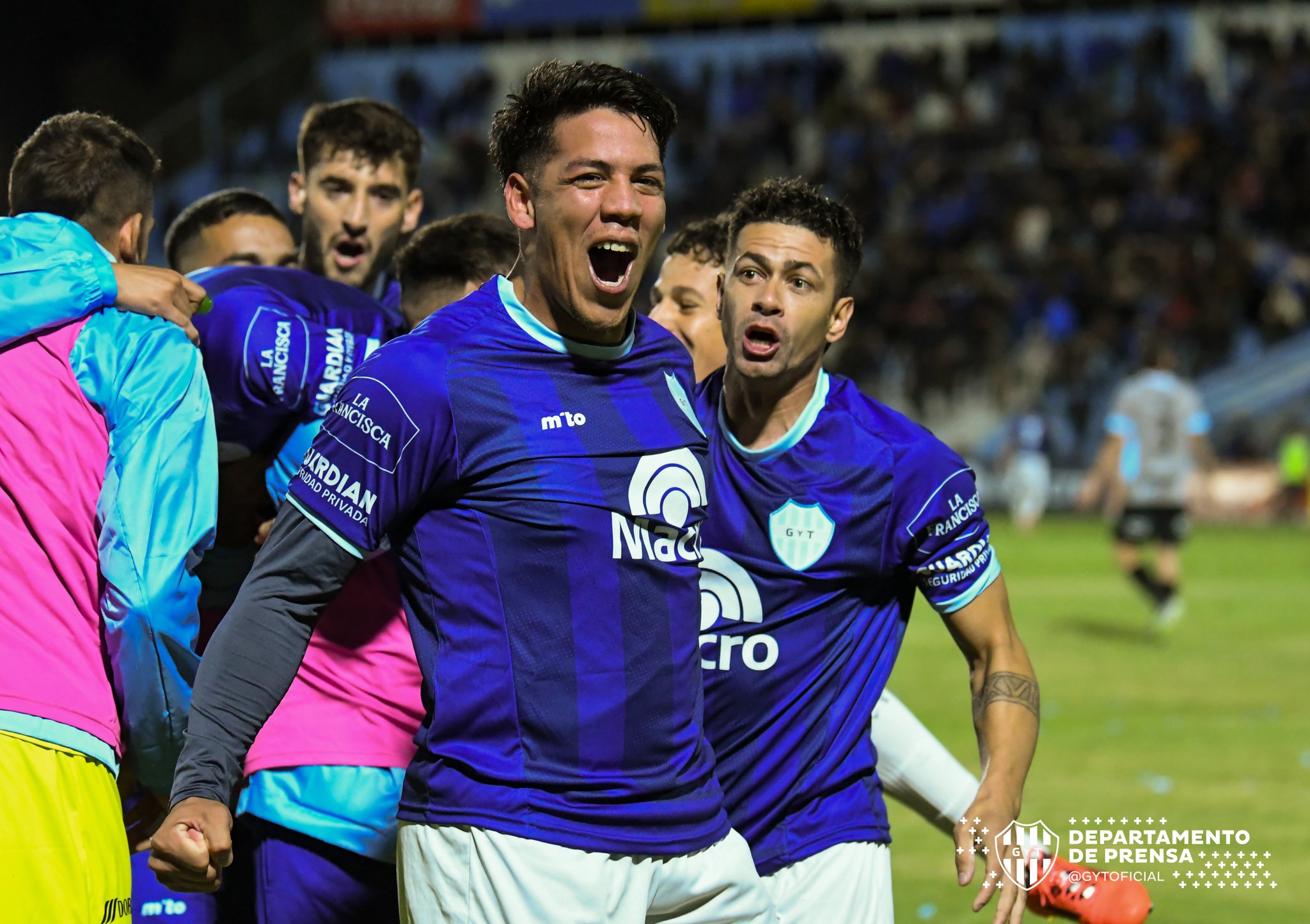 Gimnasia y Tiro ganó en casa