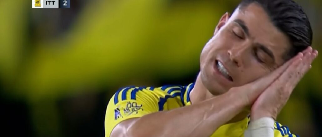 El enojo viral de Cristiano Ronaldo por pasar de ganar 2 a 0 que le empaten en 3 minutos