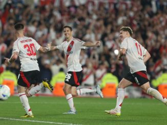 River goleó a Independiente del Valle en un partidazo y se clasificó primero a los octavos de la Libertadores