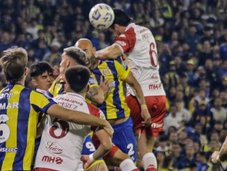 Huracán eliminó a Rosario Central y es semifinalista del Apertura 2025. Allí se medirá con el ganador de Boca e Independiente