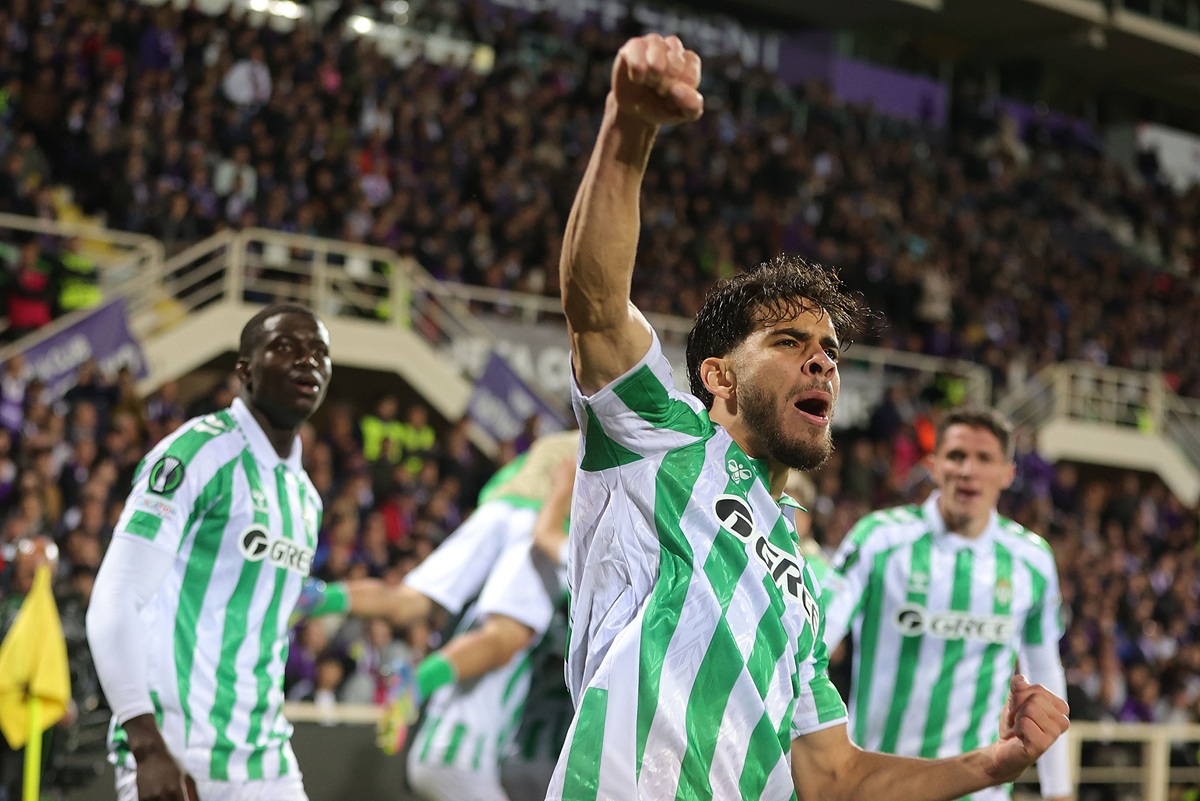 Betis jugará su primera final internacional tras empatar con Fiorentina