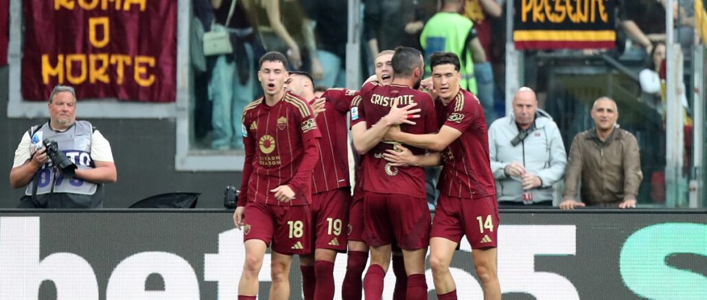 Roma celebra el triunfo a Fiorentina Roma venció a Fiorentina