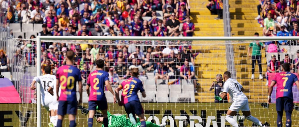 Mbappé marcó ante Barcelona