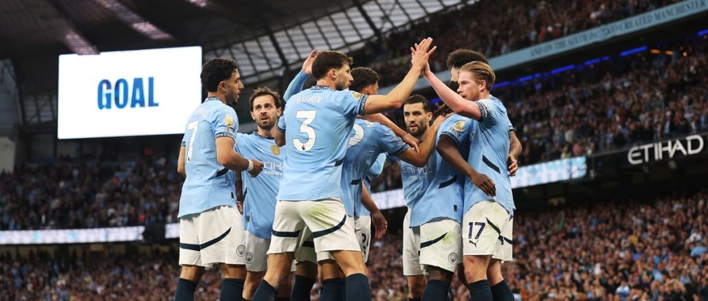 Machester City ganó y se acerca a la Champions League