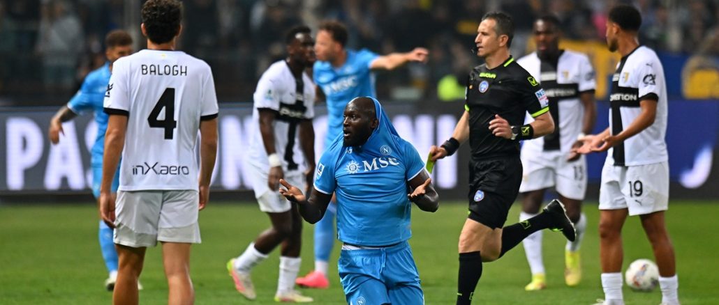 Napoli no pudo con Parma pero llegó a la última fecha como líder en Serie A