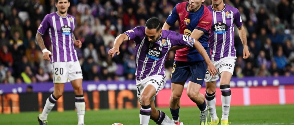 En el duelo de opuestos, Barcelona líder tuvo que trabajar para ganarle al descendido Valladolid