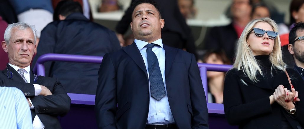 Ronaldo Nazario Ronaldo vendió al Valladolid