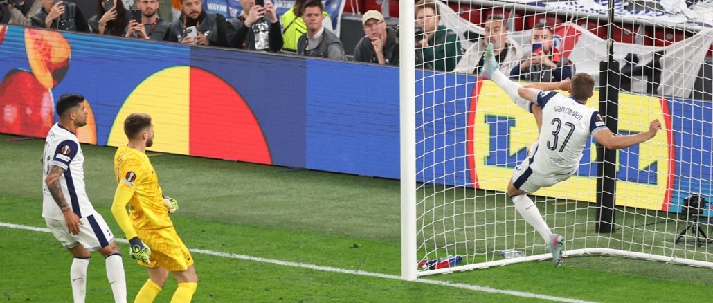 Pirueta de Van de Ven Épica salvada en Europa League