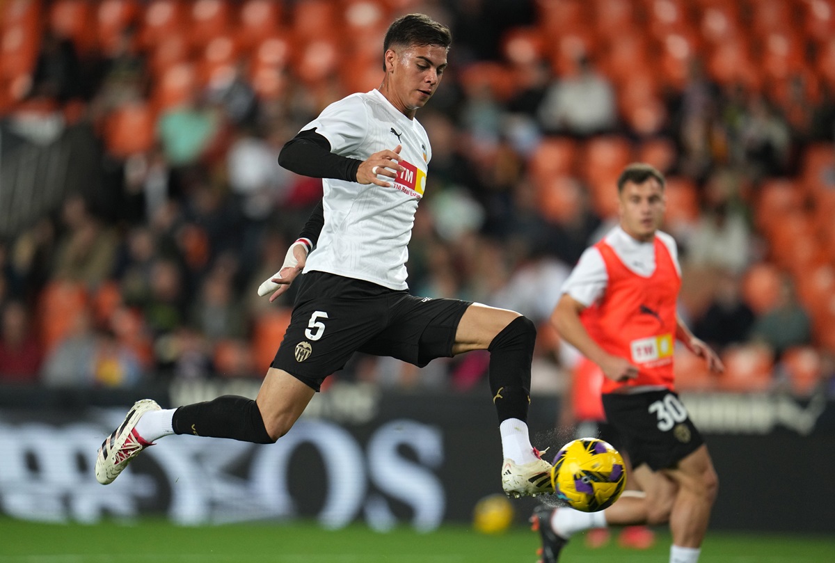 Atlético Madrid busca otro argentino y apunta a Enzo Barrenechea
