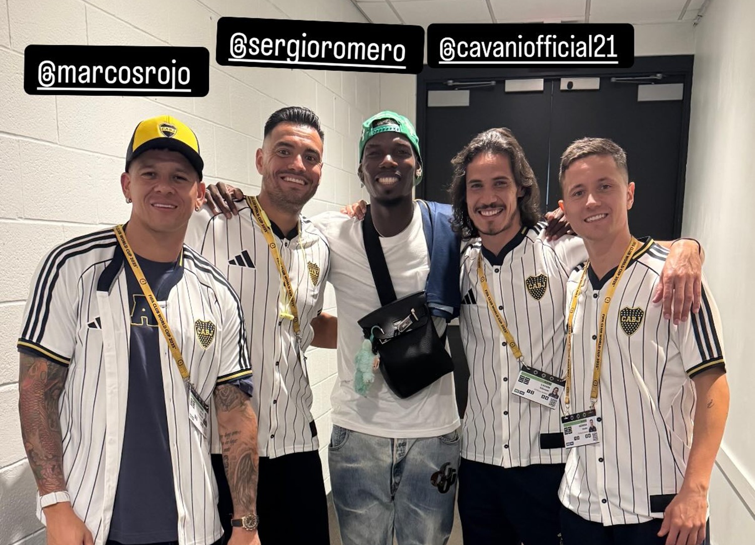 Pogba visitó a excompañeros en el vestuario de Boca: “Que placer ver a mis amigos”