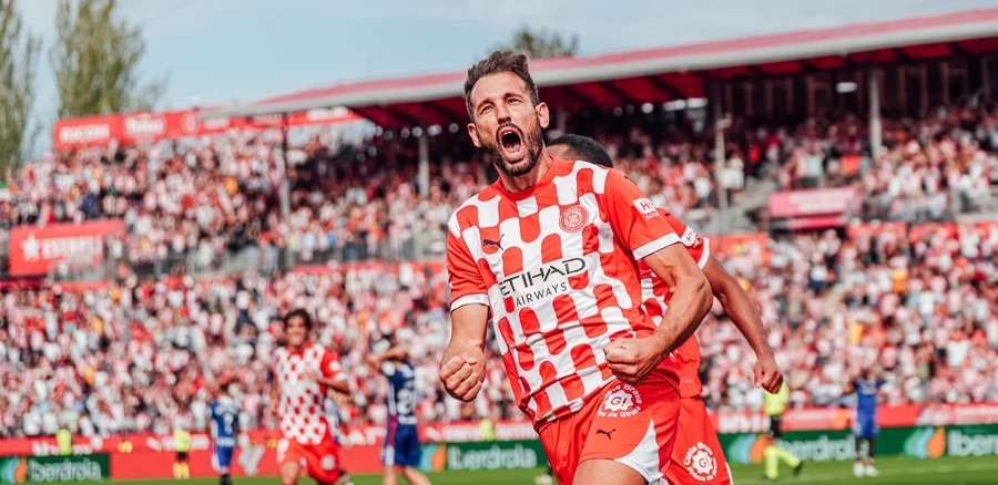 Christian Stuani renovó su contrato en Girona