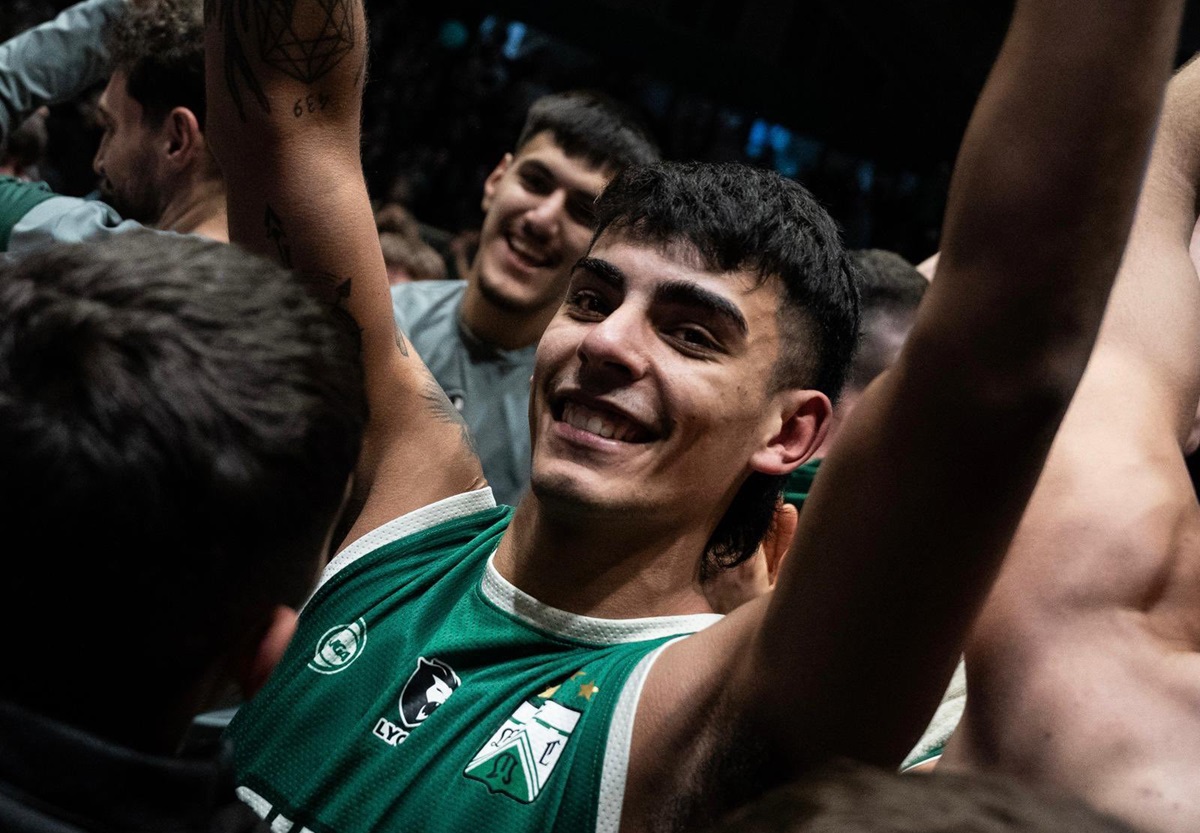 Emiliano Lezcano y un triple histórico con Ferro ante Boca