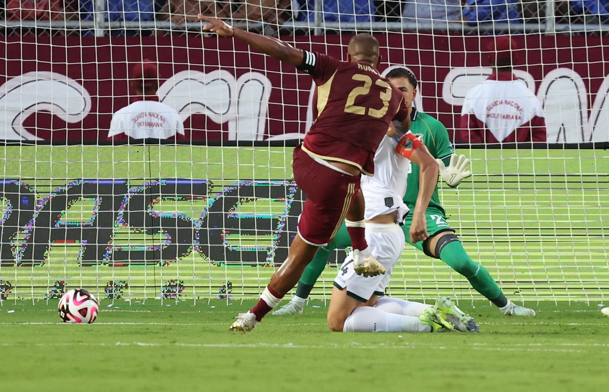 Salomón Rondón marcó con Venezuela ante Bolivia el 2 a 0 por eliminatorias