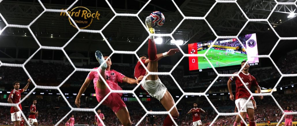 Mundial de Clubes Los hinchas de Boca se acordaron de River en el inicio del Mundial de Clubes