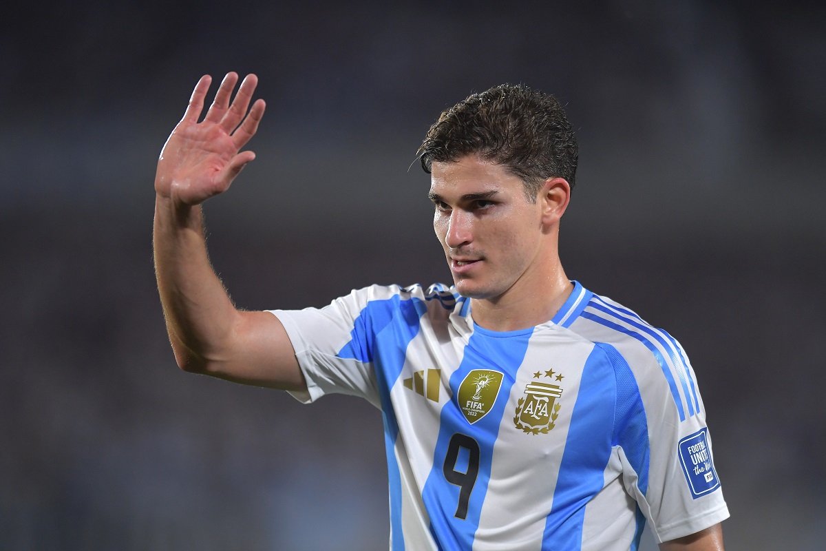 Julián Álvarez marcó un golazo ante Chile y sumó su primera docena en la Selección Argentina
