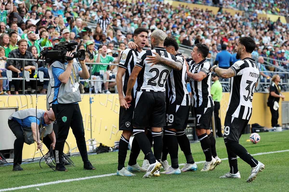 Botafogo venció al Seattle Sounders e inició con triunfo en el Mundial de Clubes