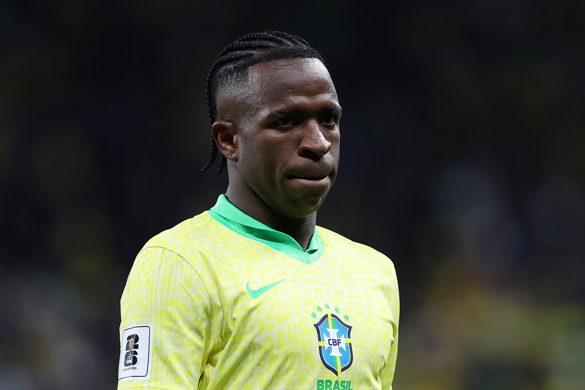 Vinicius sale lesionado en Brasil – Paraguay y enciende alarmas en el Real Madrid