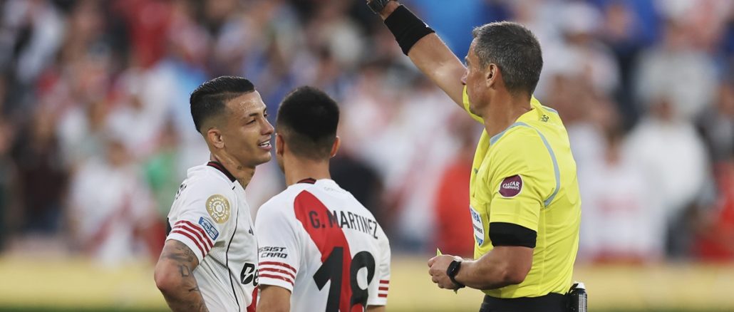 River, el club con más tarjetas rojas en este Mundial de Clubes River y Boca sumaron 5 de las 10 tarjetas rojas en este Mundial de Clubes