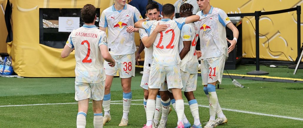 Salzburgo venció al Pachuca en un partido interrumpido por tormenta eléctrica