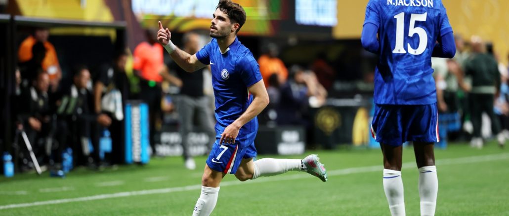 Chelsea marchó al descanso ganándole 1 a 0 a Los Angeles con gol de Pedro Neto Chelsea puso el 1 a 0 ante Los Angeles con un golazo de Pedro Neto