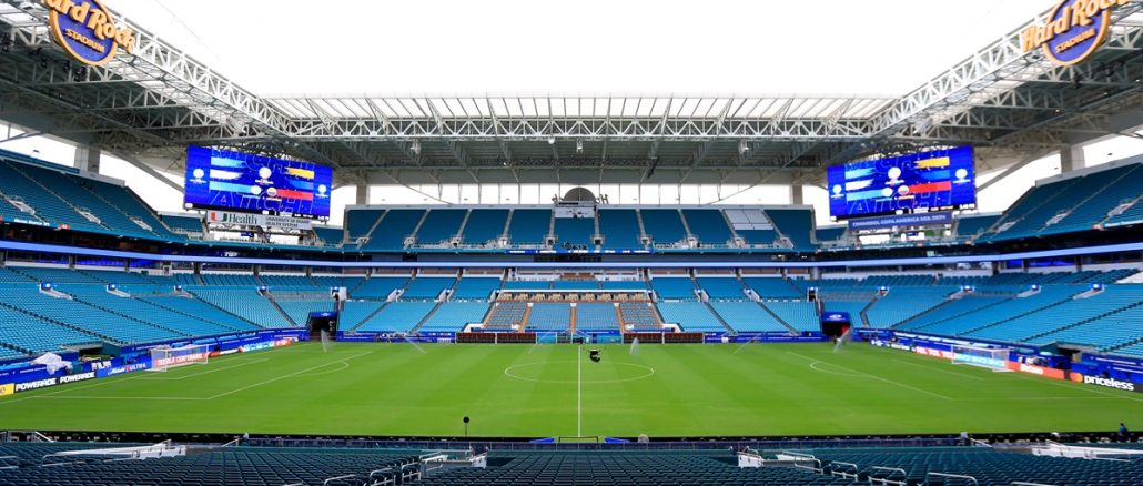 A días para el debut de Boca en el Mundial de Clubes el Hard Rock Stadium no tiene pasto