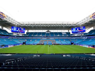 A días para el debut de Boca en el Mundial de Clubes el Hard Rock Stadium no tiene pasto