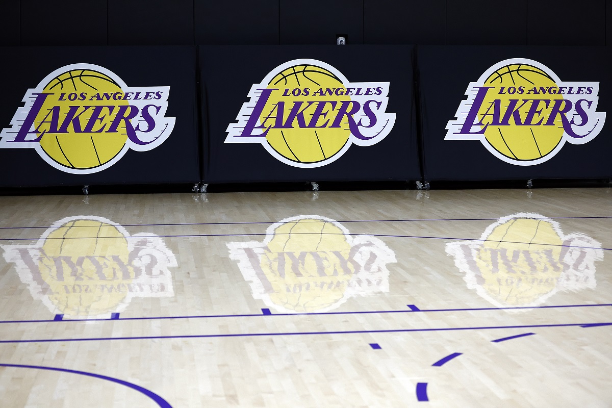 ¡Bombazo en el deporte! Los Ángeles Lakers, vendido por la mayor cifra de la historia