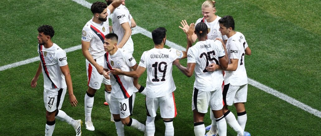 Manchester City celebra el triunfo Manchester City clasificó a los octavos del Mundial de Clubes