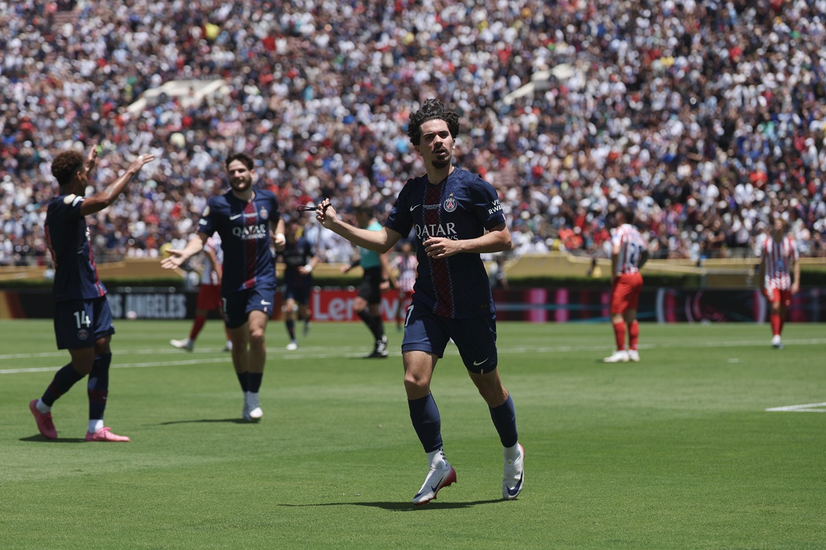 PSG goleó 4 a 0 al Atlético Madrid en la calurosa tarde de Pasadena por el Mundial de Clubes