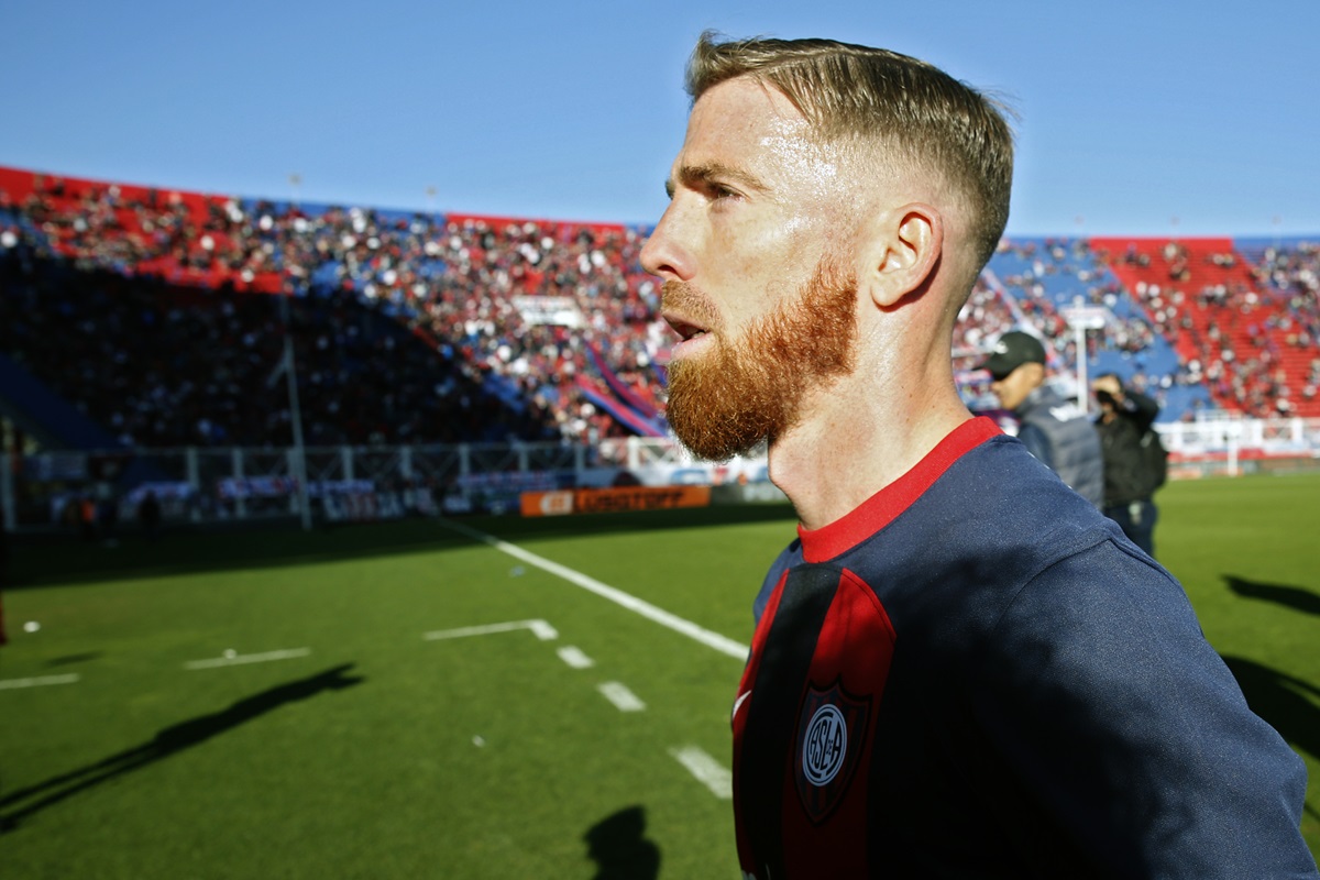 San Lorenzo le dedicó un gran video de despedida a Iker Muniaín