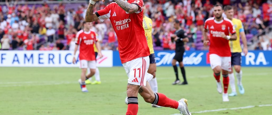 Ángel Di María le metió un doblete de Auckland City Ángel Di María alcanzó este viernes los 50 goles marcados en Benfica