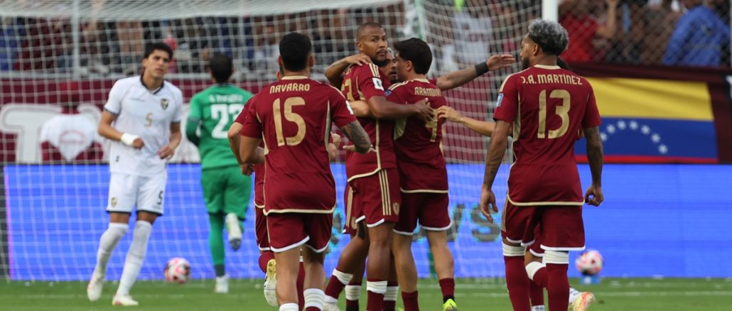 Hector Cuellar se la quiso dar a su arquero y fue tremendo gol en contra de Bolivia ante Venezuela Insólito gol en contra de Bolivia ante Venezuela por eliminatorias sudamericanas