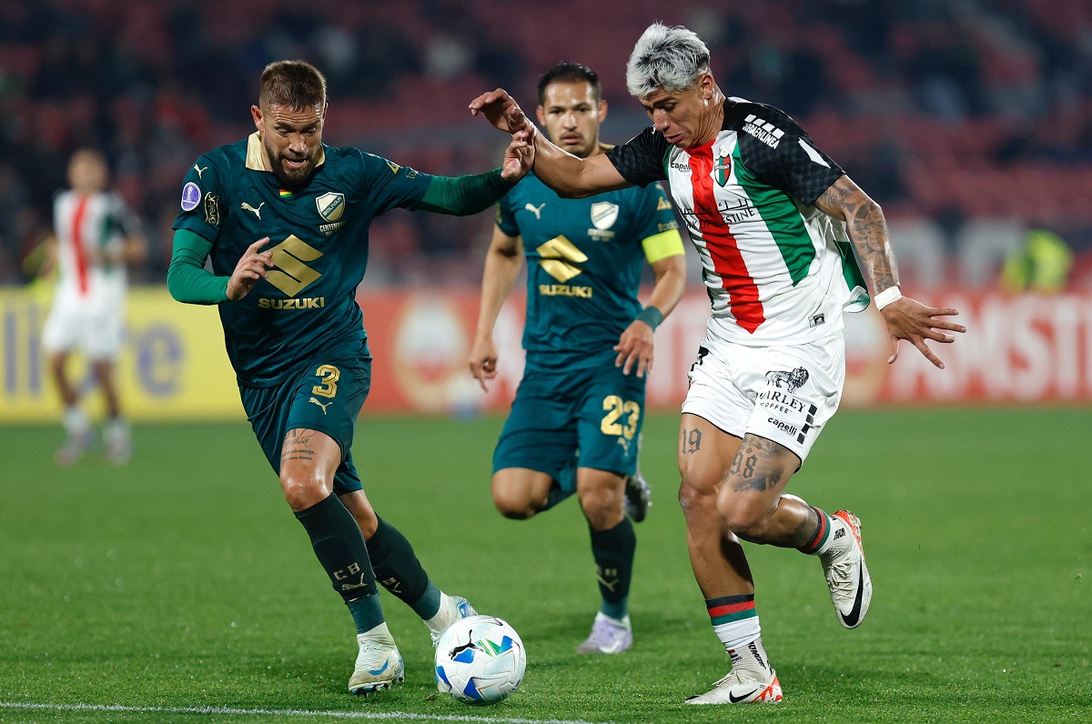 Bolívar volvió a golear a Palestino y se metió de lleno en octavos de final de Copa Sudamericana