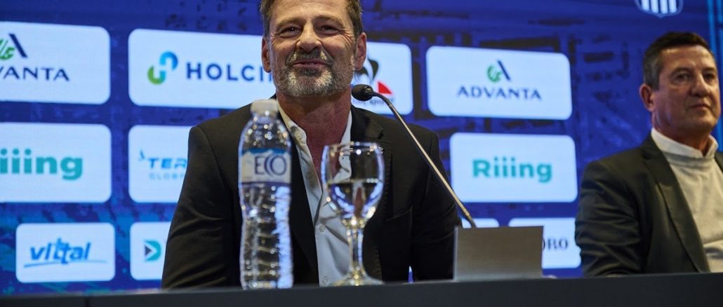 Diego Cocca asumió como entrenador de Talleres en mayo Diego Cocca renunció a Talleres de Córdoba sin siquiera haber debutado