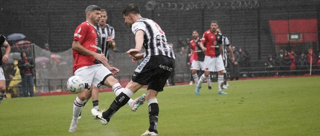 El Lobo sumó de a tres.