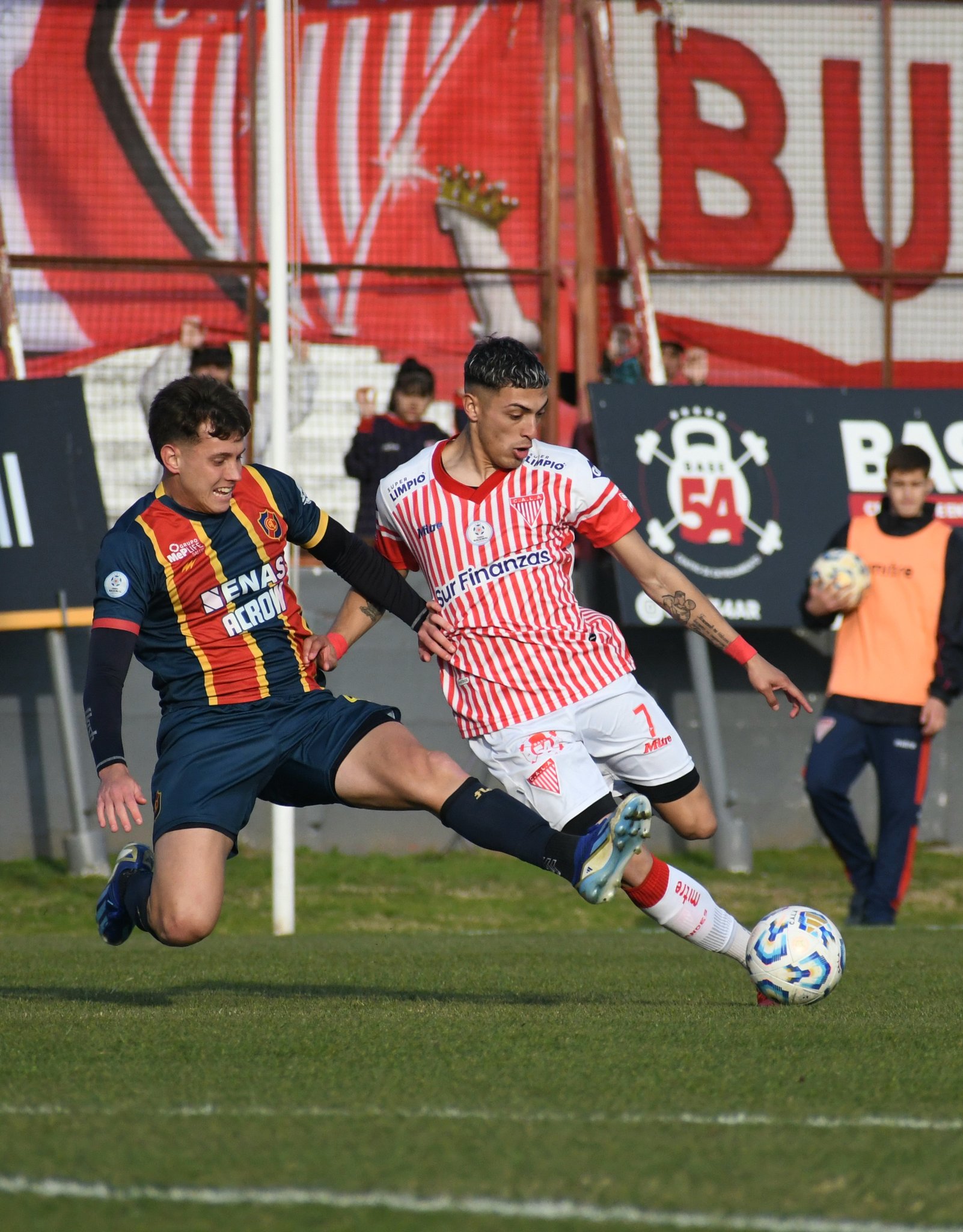 Los Andes y Colegiales no movieron el cero