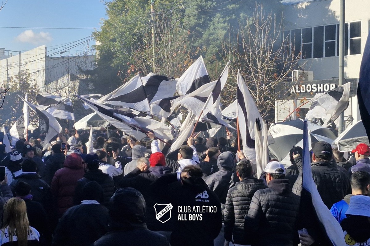 All Boys también repudió a sus hinchas xenófobos en la previa contra Atlanta