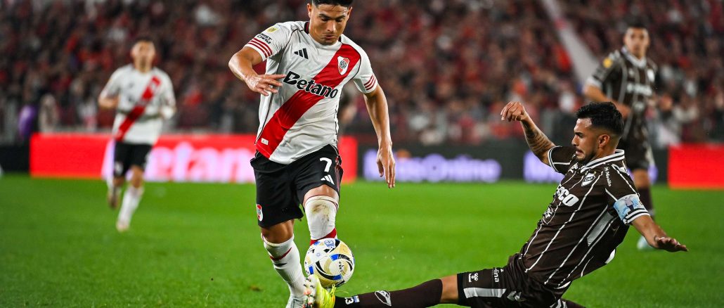 Inolvidable debut: Maxi Salas convirtió en su primer partido con River
