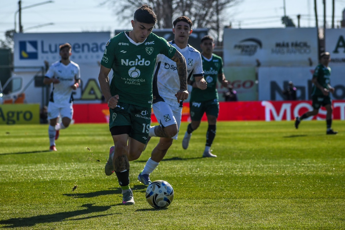 Independiente remontó dos veces y empató con Sarmiento en Junín