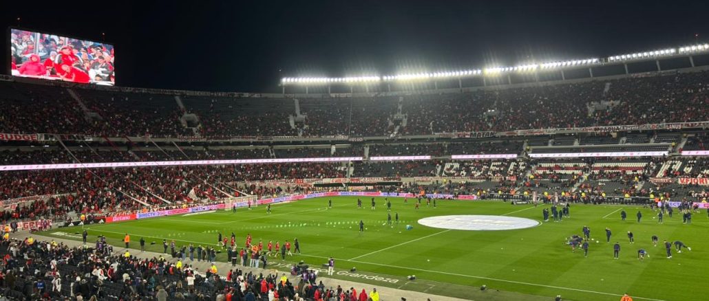 River y San Lorenzo se enfrentan desde las 20:30