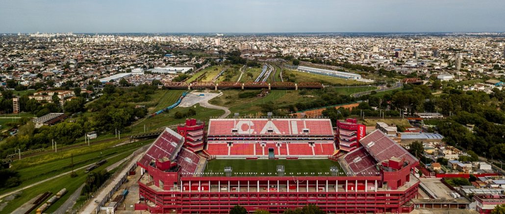 Estadio Libertadores de América El operativo de seguridad para la final de Estudiantes y Vélez en Independiente