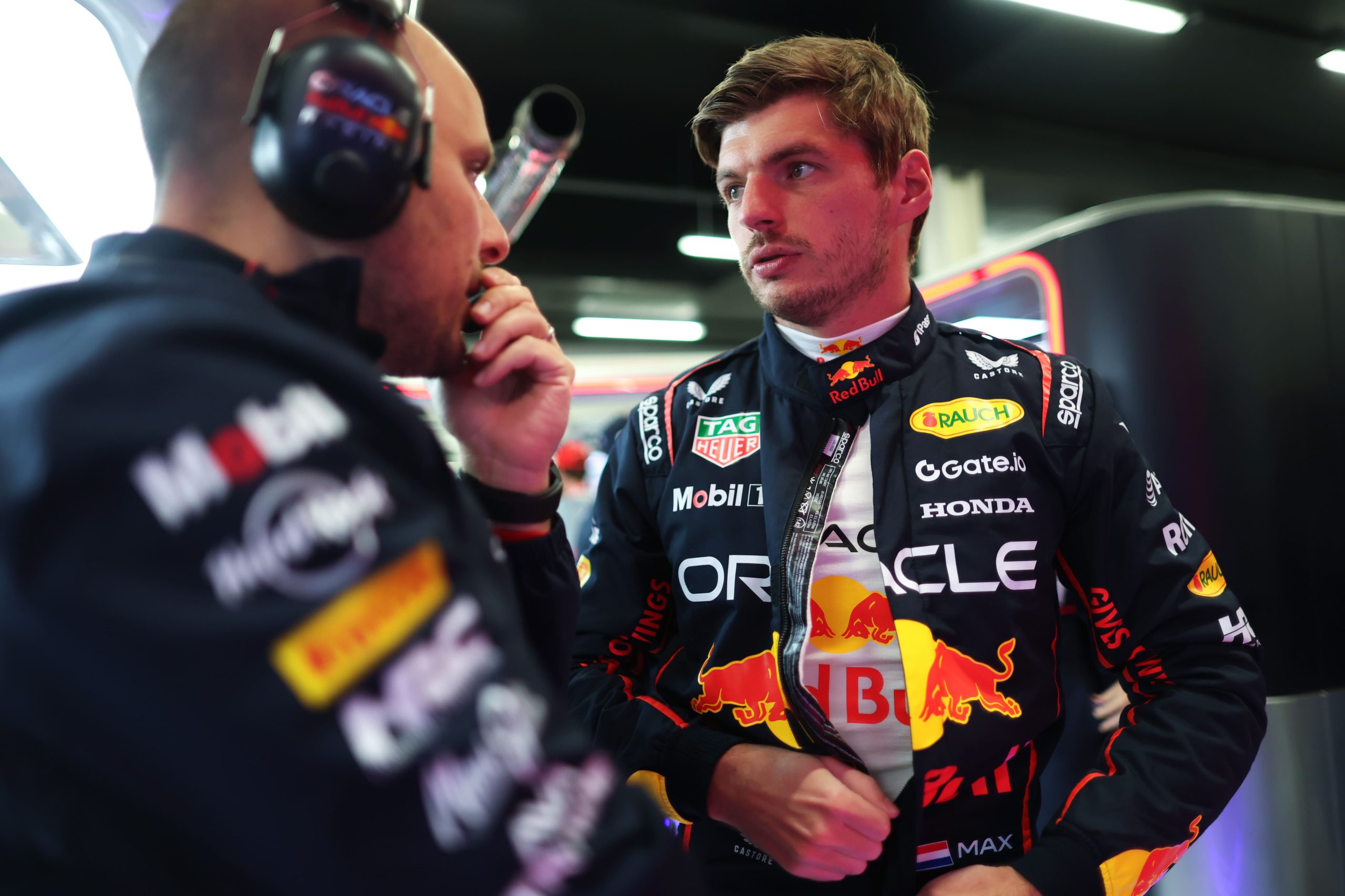 Un bestial Max Verstappen se quedó con la pole en Silverstone