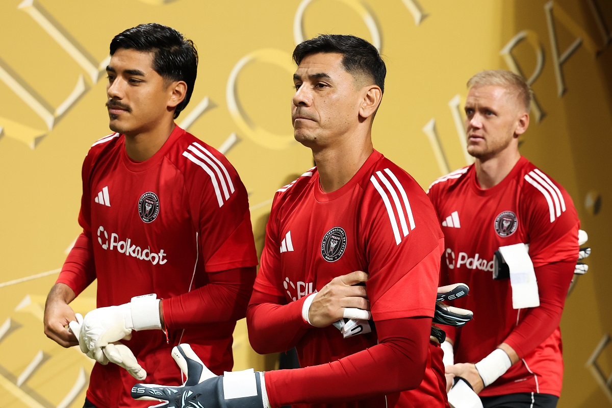 Oscar Ustari se lesionó en el Inter Miami y lo reemplazó el argentino Rocco Ríos Novo