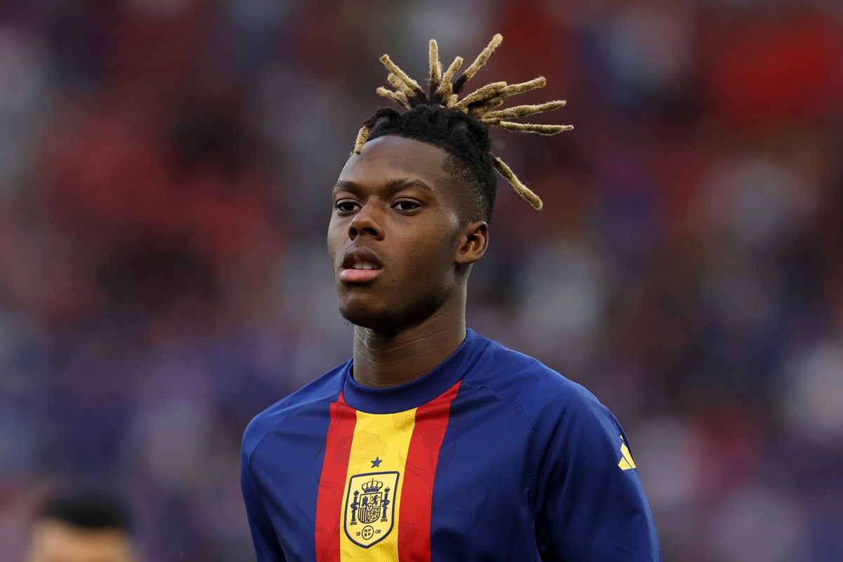 Bayern Múnich va por Nico Williams y complica al Barcelona