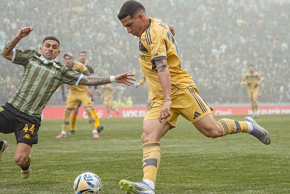 Boca vio otra victoria en la niebla y derrotó a Aldosivi