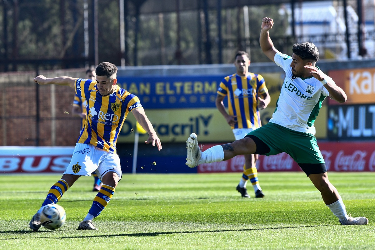 Atlanta alcanzó a Madryn y dejó muy complicado a Ferro