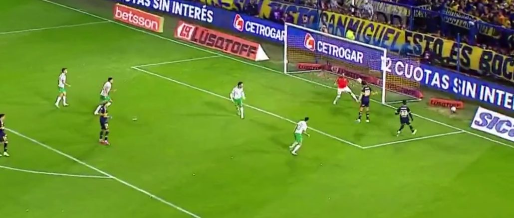 Edinson Cavani erró un gol increíble para Boca ante Banfield