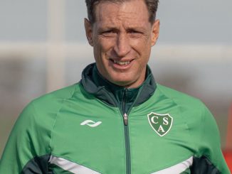 Sarmiento despidió a Javier Sanguinetti y lo reemplazará Facundo Sava